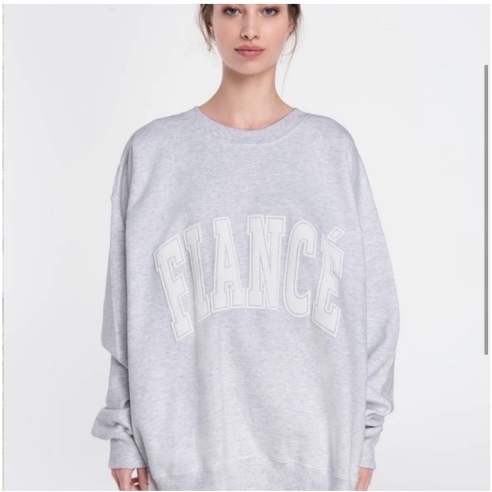 The Bar Fiancé Sweatshirt in Grey/White